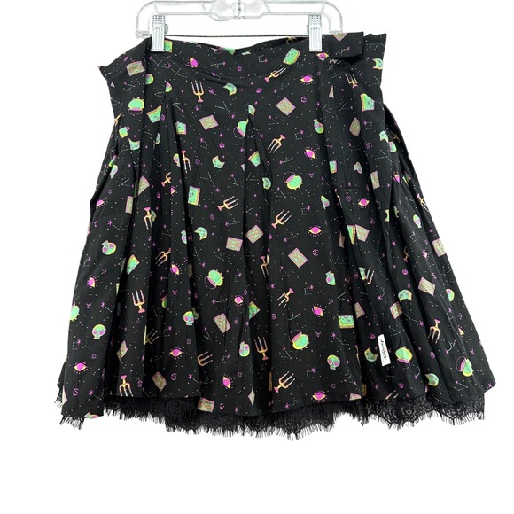 Disney Her Universe Skirt Hocus Pocus Lace Trim Black Large Halloween Spooky - Picture 1 of 11